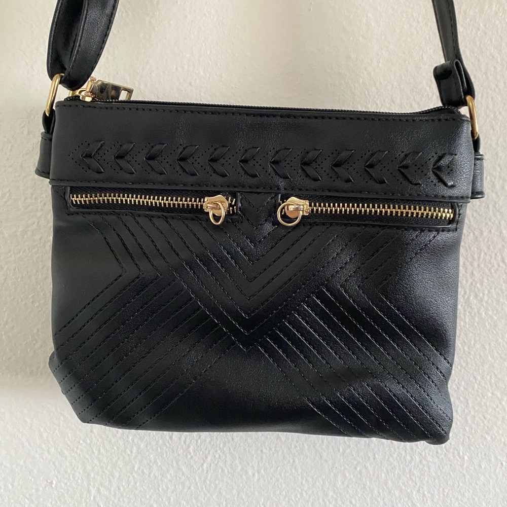 Ivy London Purse Black